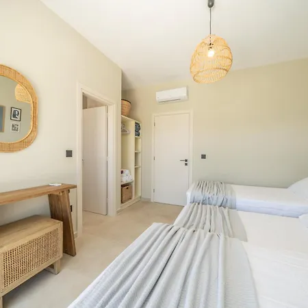 Casa Brand-new Luxury *