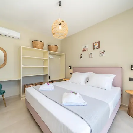 Casa Brand-new Luxury