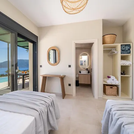 Casa Brand-new Luxury